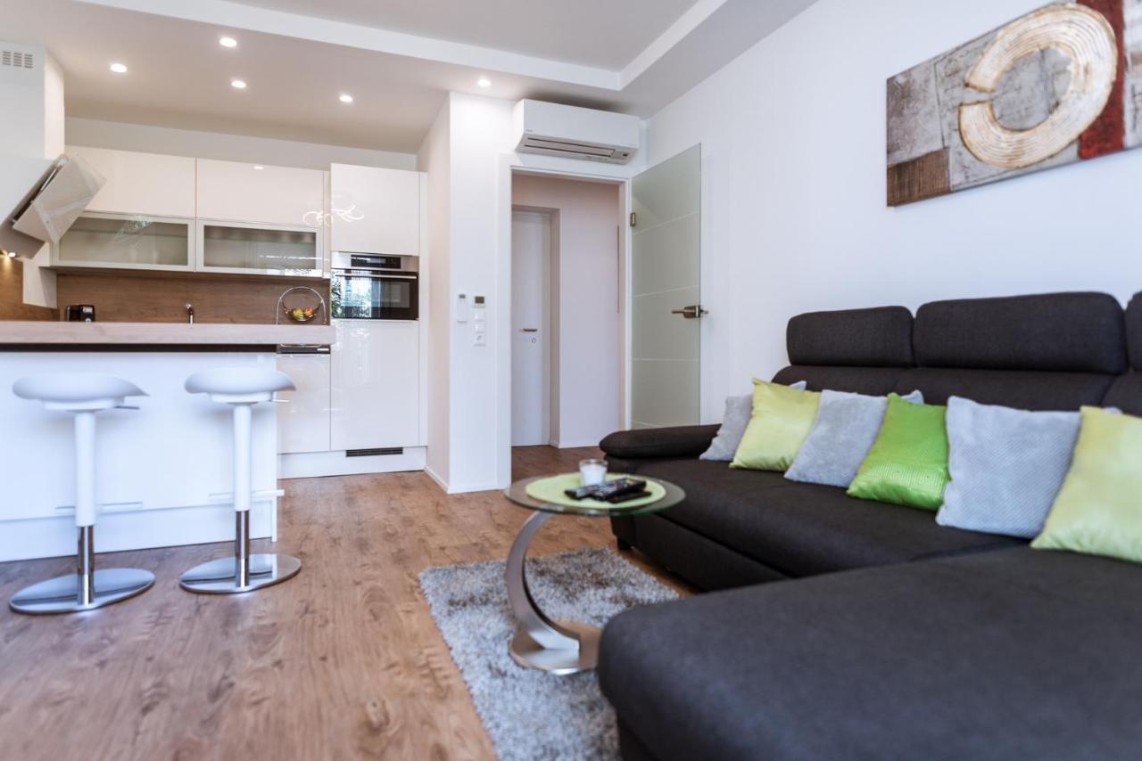 Mh Living - 11 - Modern Living Dream In Center Apartment Грац Екстериор снимка